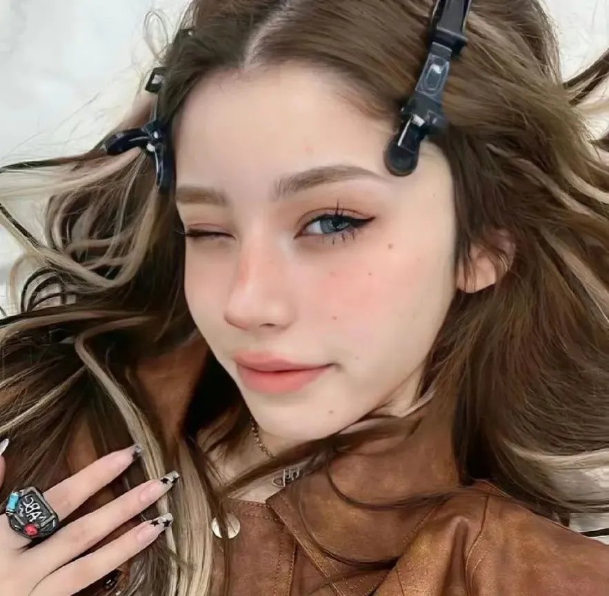 陷阱海报